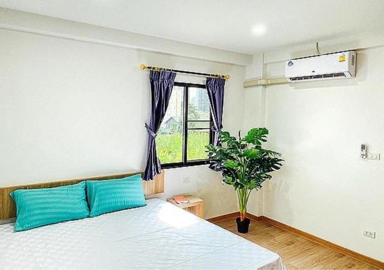 Gp House Apartment - Private Suite Room Sukhumvit 81 Bts Onnut Bangkok Extérieur photo